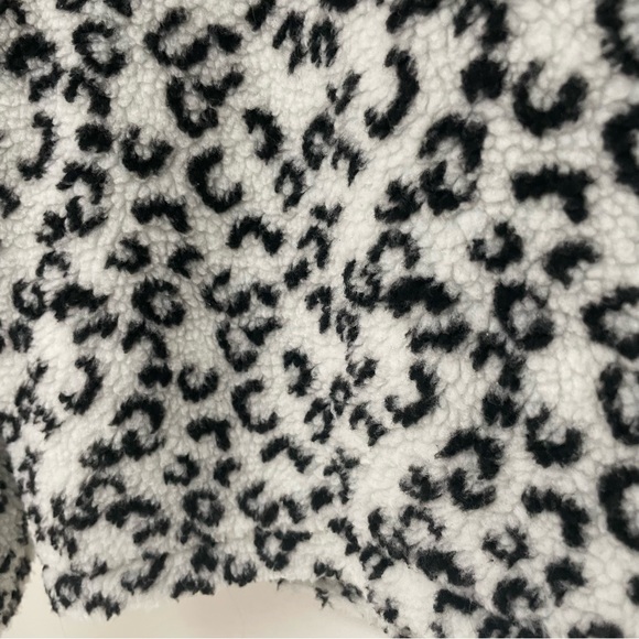 NWT Pacsun L.A. Hearts Leopard Jacket Women XS/S White/Black - Picture 11 of 12
